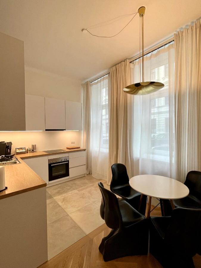 Apartment Zentrale Wohlfuehloase *